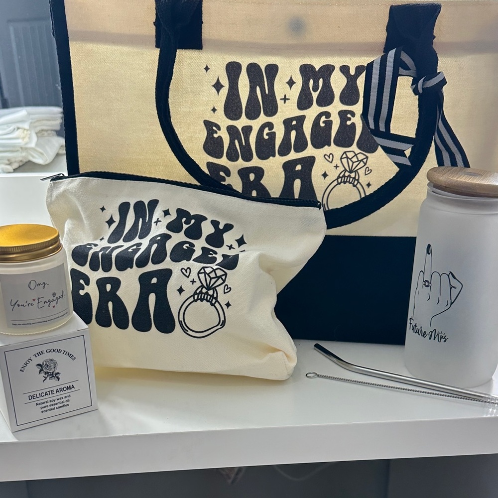 Engagement Tote& Accessories